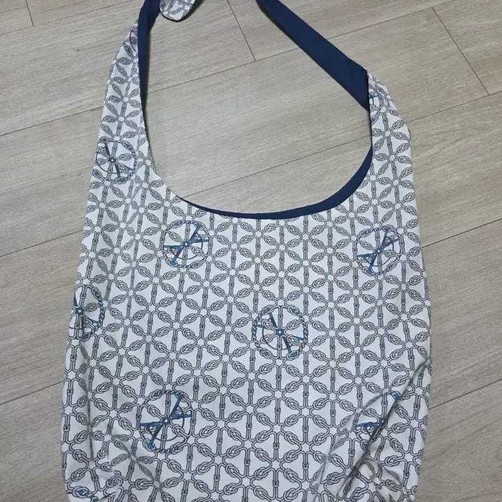 [BUNJANG] Fxxking Traffics Reversible Cotton Bag / poq - 리버서블 코튼백 (Fxxking Traffics)