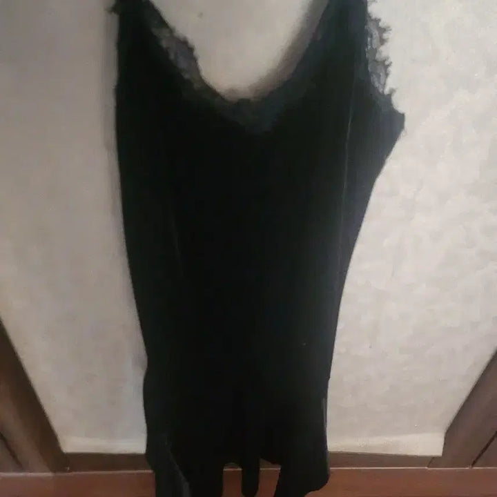 [BUNJANG] Black Lace Velvet Strap Dress / 블랙 레이스 벨벳 끈원피스
