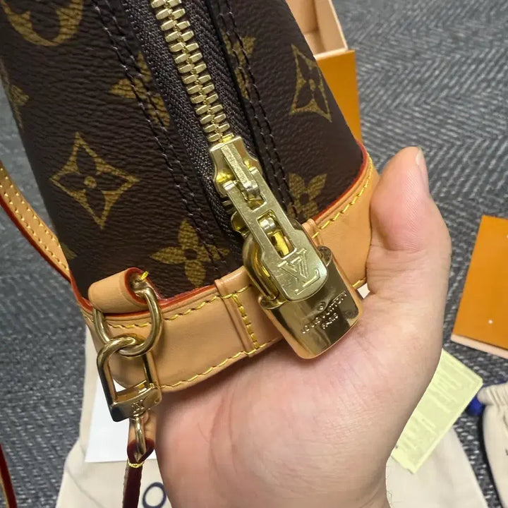 [BUNJANG] Louis Vuitton Monogram Alma Backpack / (풀구성)루이비통 모노그램 알마백팩