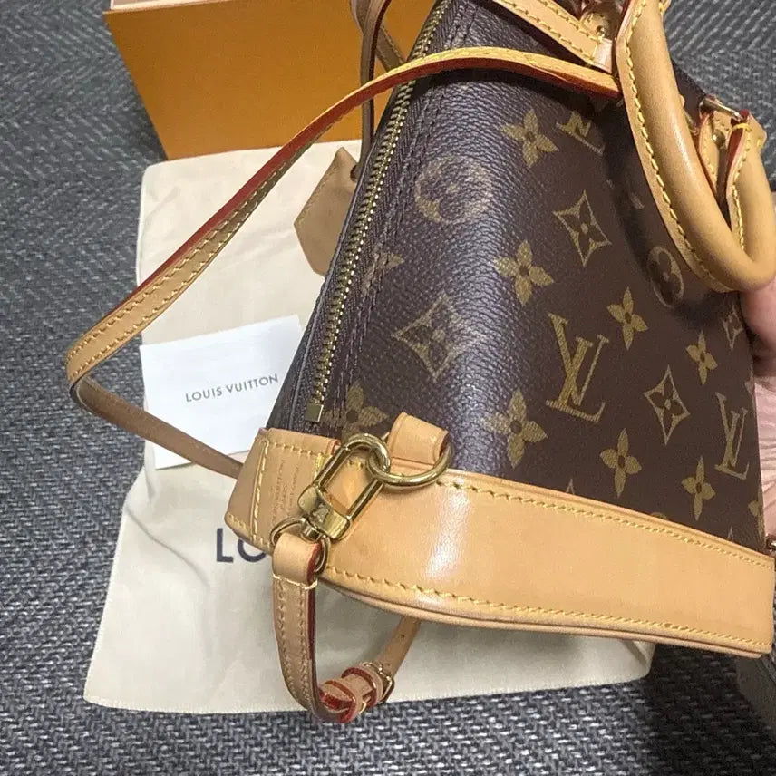 [BUNJANG] Louis Vuitton Monogram Alma Backpack / (풀구성)루이비통 모노그램 알마백팩