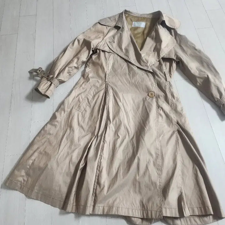 [BUNJANG] Elga Beige Trench Coat / 엘가 베이지색 여성 트렌치코트