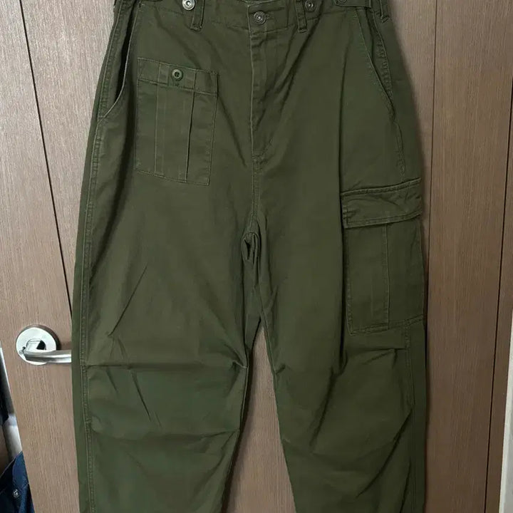 [BUNJANG] THE BARNNET Wide Cargo Pants Khaki / THE BARNNET 더바넷 와이드 카고 팬츠 카키