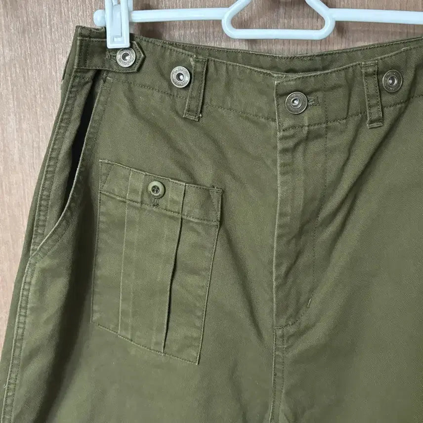 [BUNJANG] THE BARNNET Wide Cargo Pants Khaki / THE BARNNET 더바넷 와이드 카고 팬츠 카키