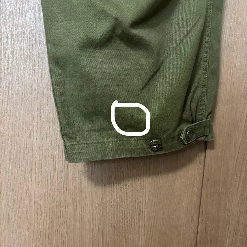 [BUNJANG] THE BARNNET Wide Cargo Pants Khaki / THE BARNNET 더바넷 와이드 카고 팬츠 카키