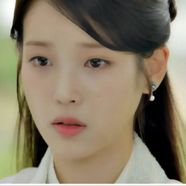 [BUNJANG] IU ABC GUM Eyeshadow / 얼반디케이 아이섀도우 ABC GUM (아이유 섀도우)