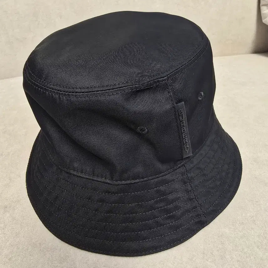 [BUNJANG] Burberry Reversible Leopard Bucket Hat / [정품]버버리 리버시블 레오파드 버킷햇[거의새상품]