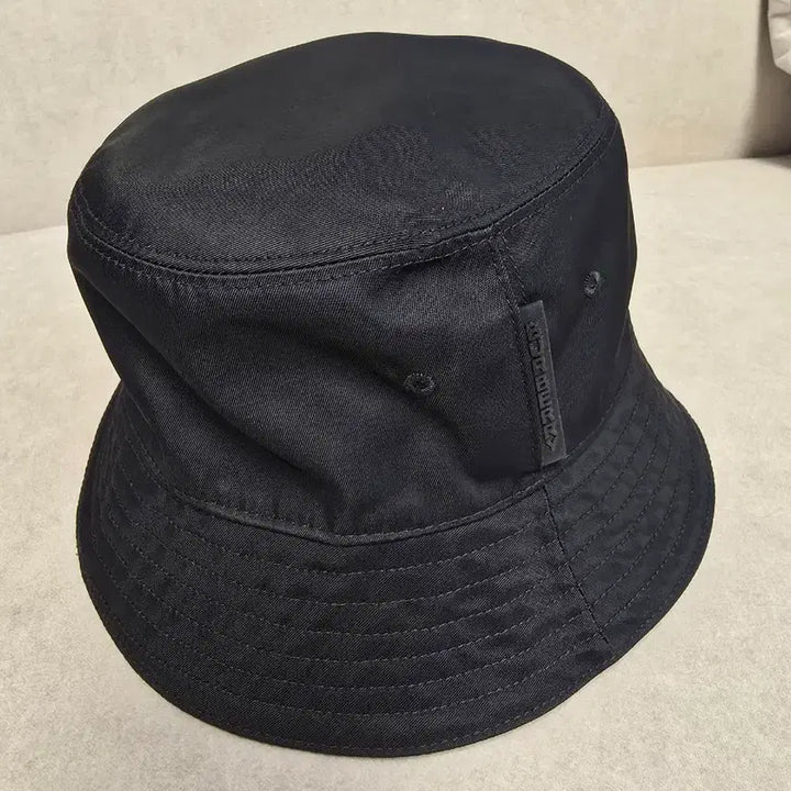 [BUNJANG] Burberry Reversible Leopard Bucket Hat / [정품]버버리 리버시블 레오파드 버킷햇[거의새상품]