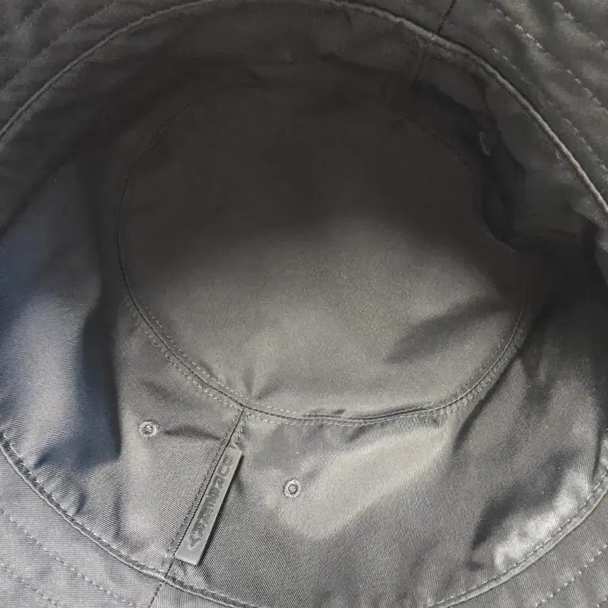 [BUNJANG] Burberry Reversible Leopard Bucket Hat / [정품]버버리 리버시블 레오파드 버킷햇[거의새상품]