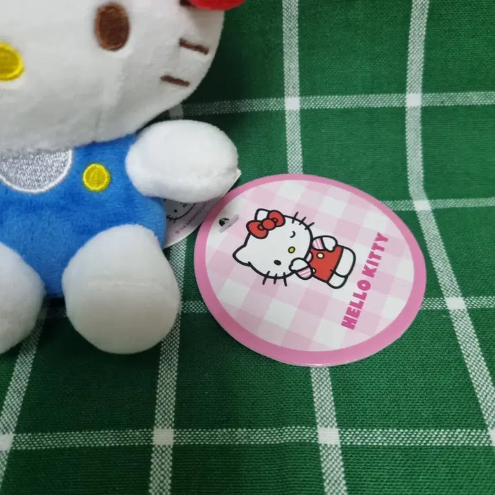 [BUNJANG] Hello Kitty Doll Keychain / 귀여운 헬로키티 인형 키링