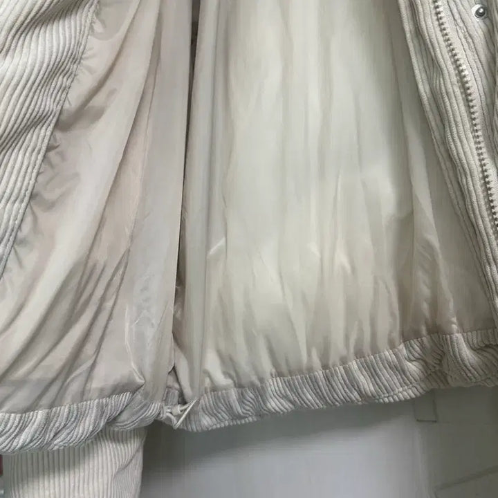 [BUNJANG] SPAO Corduroy Ivory Padded Jacket / SPAO 코듀로이 아이보리 패딩