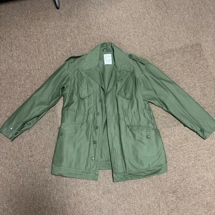 [BUNJANG] Khaki Green Field Jacket (L Size) / 야상 팝니다