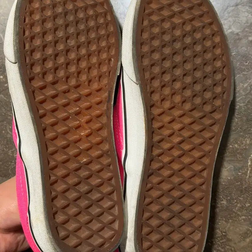 [BUNJANG] Vans Slip-On Pink Canvas Sneakers / 한정판 Vans 슬립온 (핑크 캔버스)