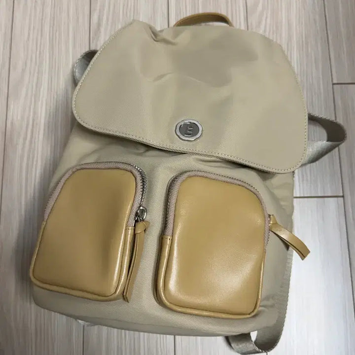 [BUNJANG] Minitmute Clo Backpack Mocha Beige / 미닛뮤트 클로 백팩 모카베이지