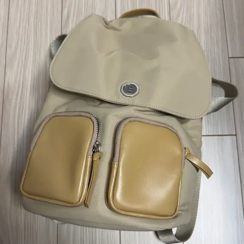 [BUNJANG] Minitmute Clo Backpack Mocha Beige / 미닛뮤트 클로 백팩 모카베이지