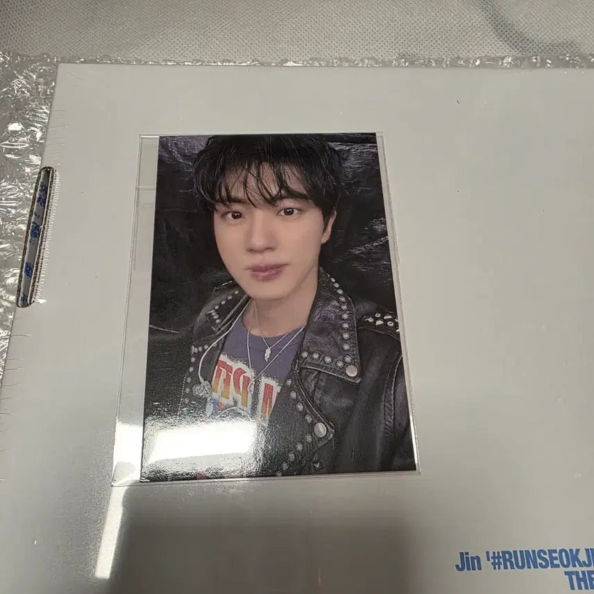 [BUNJANG] BTS Jin Run Seokjin Weverse POB Photocard / 미개봉) 방탄소년단 런석진 위버스 특전 미공개 포카