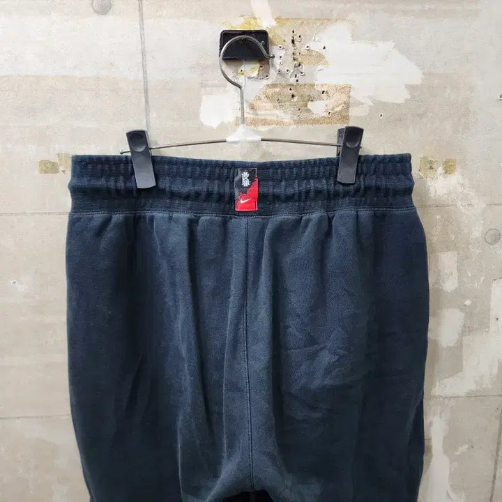 [BUNJANG] Nike Kyrie Hybrid Dry Pants - Men's 33 Size / 나이키 남성 카이리 하이브리드 드라이팬츠/33size/상태우수