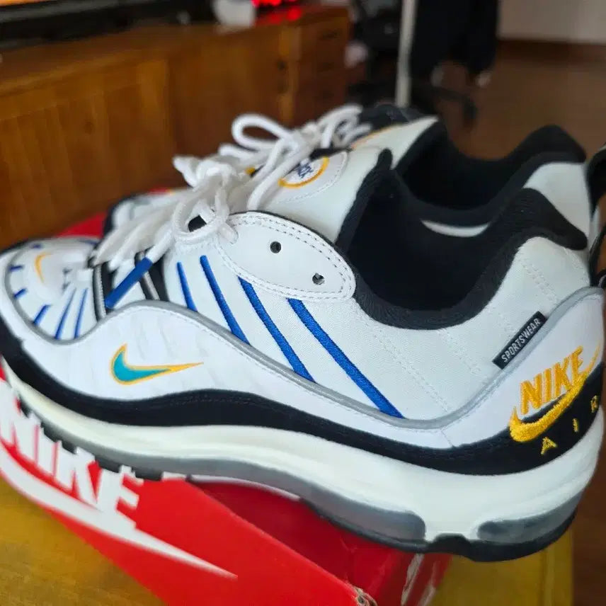 [BUNJANG] Nike Air Max 98 Premium White Teal Nebula University Gold Sneakers / 나이키 에어맥스 98 프리미엄 화이트 틸 네뷸라 유니버시티 골드