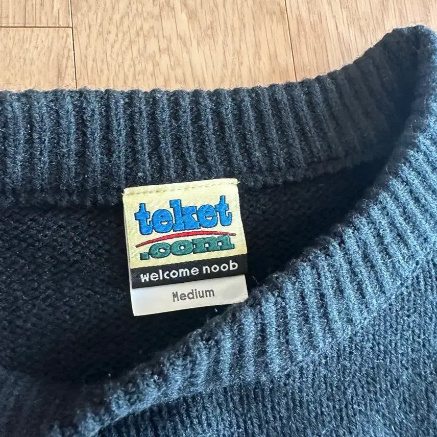 [SOLD OUT] 테켓 니트 M