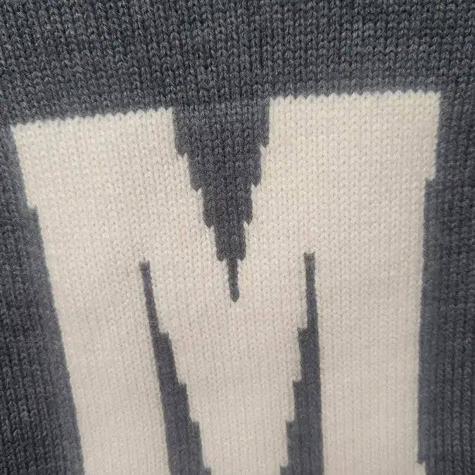 [BUNJANG] Smooth Mood V-Neck Knit Sweater Gray / 스무드무드 M자 V넥 니트 그레이