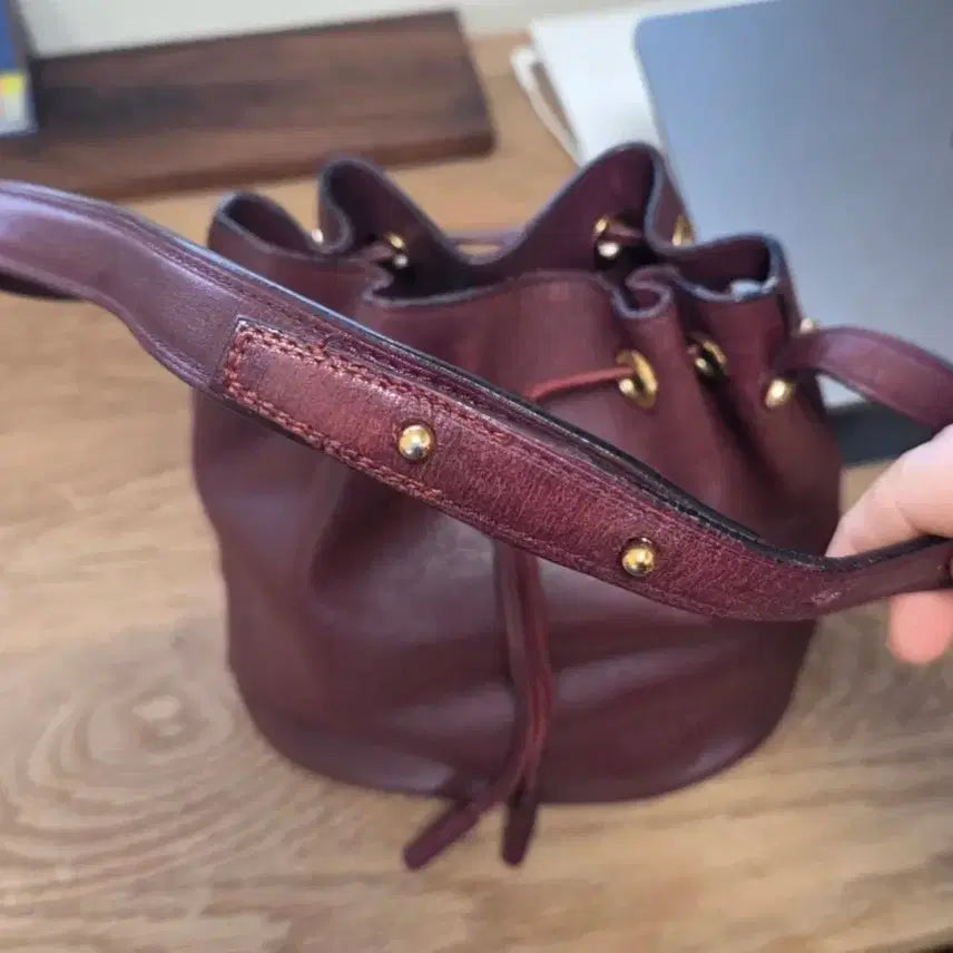 [BUNJANG] Cartier Bordeaux Leather Bucket Shoulder Bag / 까르띠에 버킷백 보르도 가죽 숄더백