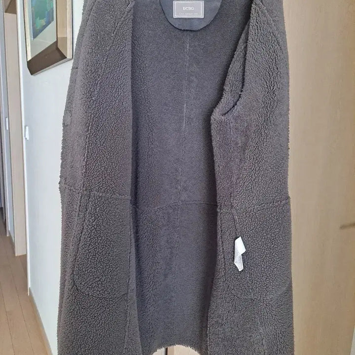 [BUNJANG] BCBG Women's Mouton Coat / BCBG 여성용 무스탕 코트