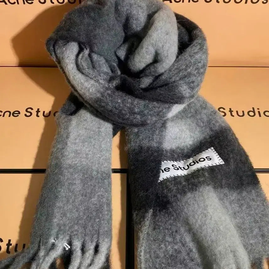 [BUNJANG] Acne Studios Black Grey Check Scarf / 아크네 스튜디오 블랙 그레이 체크 스카프