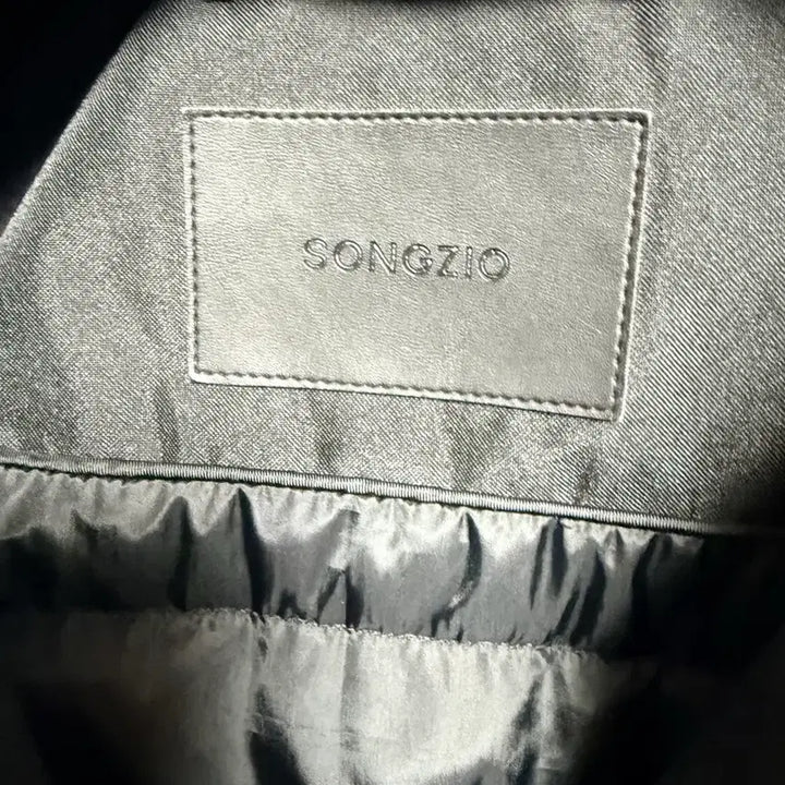 [BUNJANG] Song Zio 21FW Collection Padded Jacket / 송지오 21fw 컬렉션 패딩 팝니다