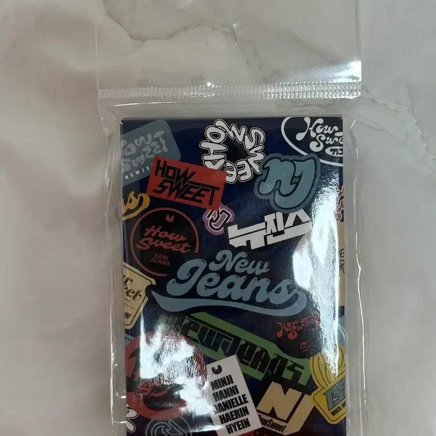 [BUNJANG] NewJeans Bunnies + NewJeans Photocard Bundle Set / 뉴진스 버니니+뉴진스 포카 세트