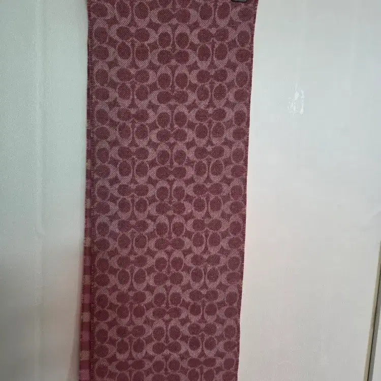 [BUNJANG] Coach Signature Muffler (Pink) / 코치 시그니처 머플러 핑크색상