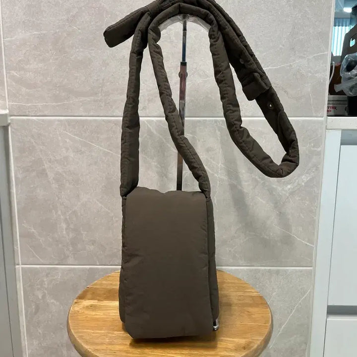 [BUNJANG] ZARA Padded Small Crossbody Bag / (땡처리)자라 패디드 스몰 크로스백(남녀공용)