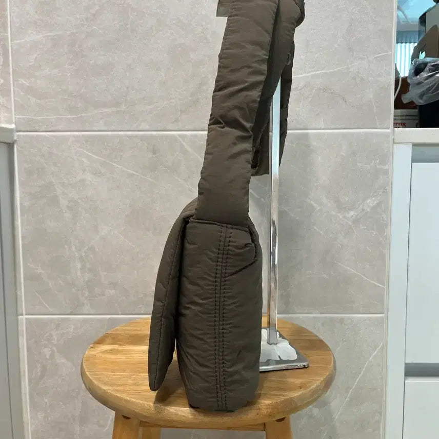 [BUNJANG] ZARA Padded Small Crossbody Bag / (땡처리)자라 패디드 스몰 크로스백(남녀공용)