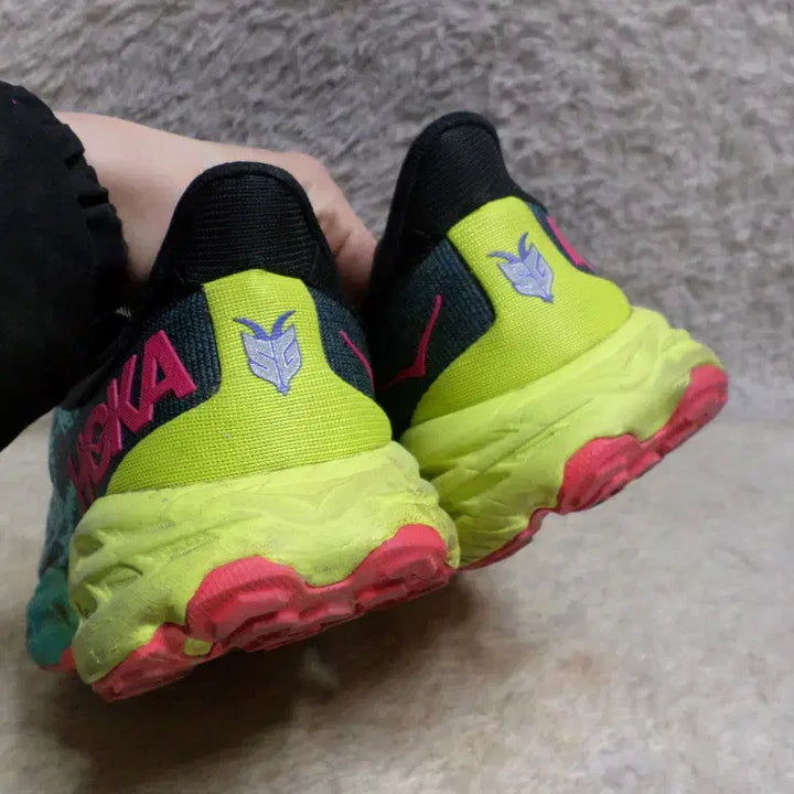 [BUNJANG] Huroorug Kuje 270 Steedgoat 5 Sneakers / 후루룩구제 270 호카 스티드고트5 운동화 중고 신발