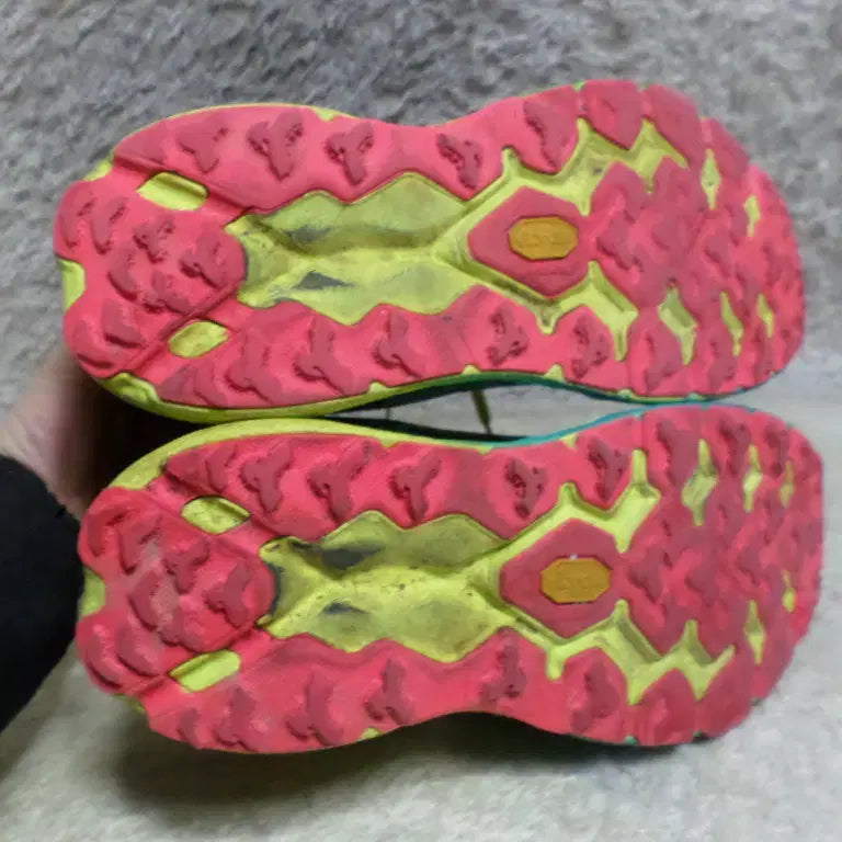 [BUNJANG] Huroorug Kuje 270 Steedgoat 5 Sneakers / 후루룩구제 270 호카 스티드고트5 운동화 중고 신발