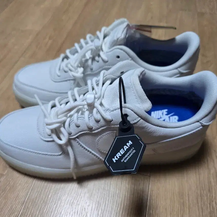 [BUNJANG] Nike Air Force Summer Shower Gore-Tex Sneakers / 에어포스 썸머샤워 고어텍스 270 새상품