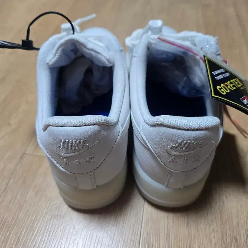 [BUNJANG] Nike Air Force Summer Shower Gore-Tex Sneakers / 에어포스 썸머샤워 고어텍스 270 새상품