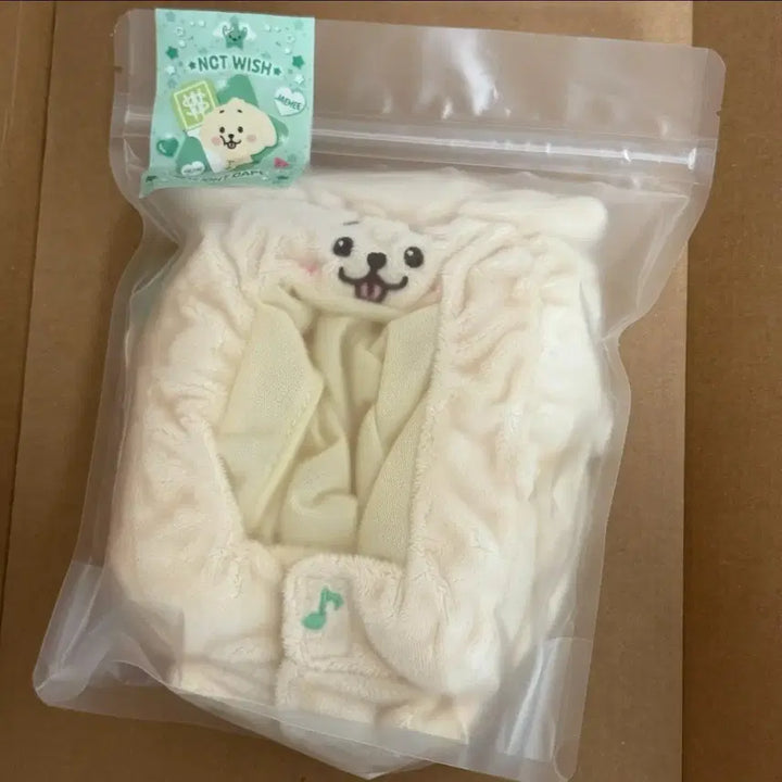 [BUNJANG] NCT WISH Jaehee Wishdol Light Stick Cape (Sealed) / 엔시티 위시 재희 위시돌 댕트리버 케이프 응원봉 케이프 미개봉