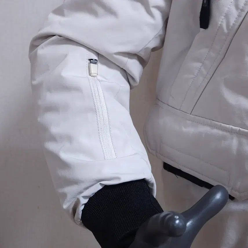 [BUNJANG] National Geographic Padded Jacket / 내셔널지오그래픽 패딩