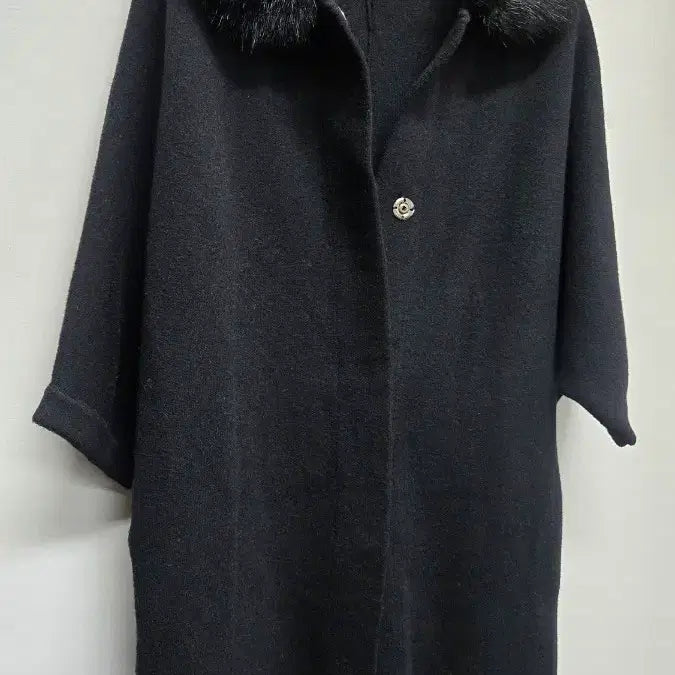 [BUNJANG] Knit Cape Coat with Detachable Fur Collar / 퍼카라 케이프형 니트코트