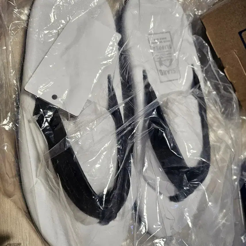 [BUNJANG] Island Slipper PB202 Sandals / 아일랜드 슬리퍼 PB202 화이트/블랙 290
