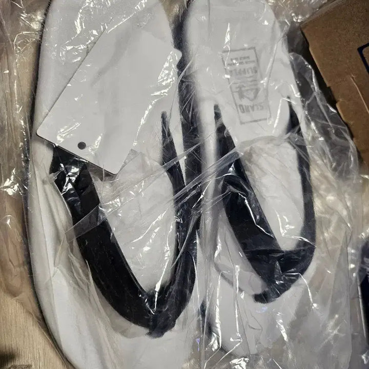 [BUNJANG] Island Slipper PB202 Sandals / 아일랜드 슬리퍼 PB202 화이트/블랙 290