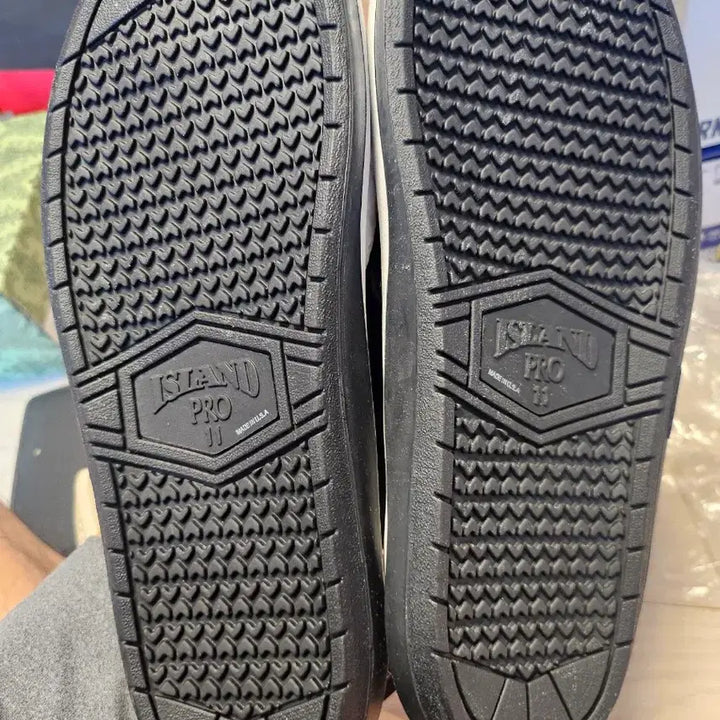 [BUNJANG] Island Slipper PB202 Sandals / 아일랜드 슬리퍼 PB202 화이트/블랙 290