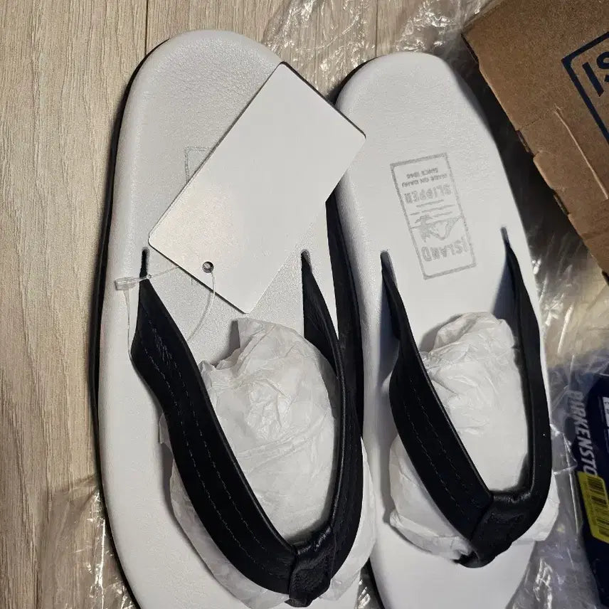 [BUNJANG] Island Slipper PB202 Sandals / 아일랜드 슬리퍼 PB202 화이트/블랙 290