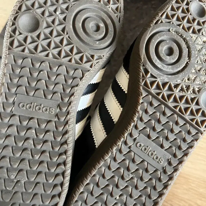 [BUNJANG] Adidas Samba OG Black/White Sneakers / 아디다스 삼바 OG 블랙/화이트 215