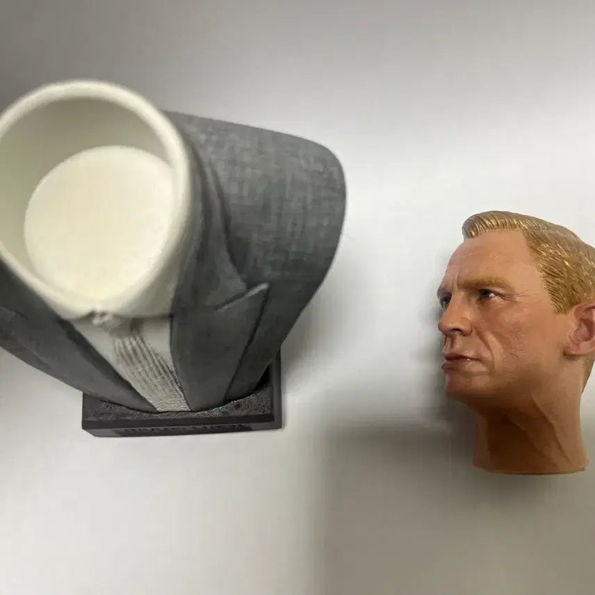 [BUNJANG] 007 James Bond Daniel Craig Custom Bust Figure / 1/6 007 제임스 본드 다니엘 크레이그 흉상 작가작 커스텀 핫토이 X