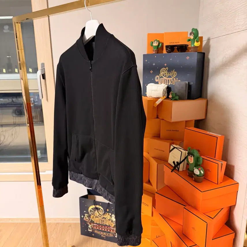 [BUNJANG] Louis Vuitton Monogram Reversible Bomber Jacket / [M사이즈]루이비통 리버서블 모노그램 봄버 블루종 자켓