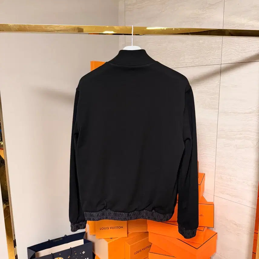 [BUNJANG] Louis Vuitton Monogram Reversible Bomber Jacket / [M사이즈]루이비통 리버서블 모노그램 봄버 블루종 자켓