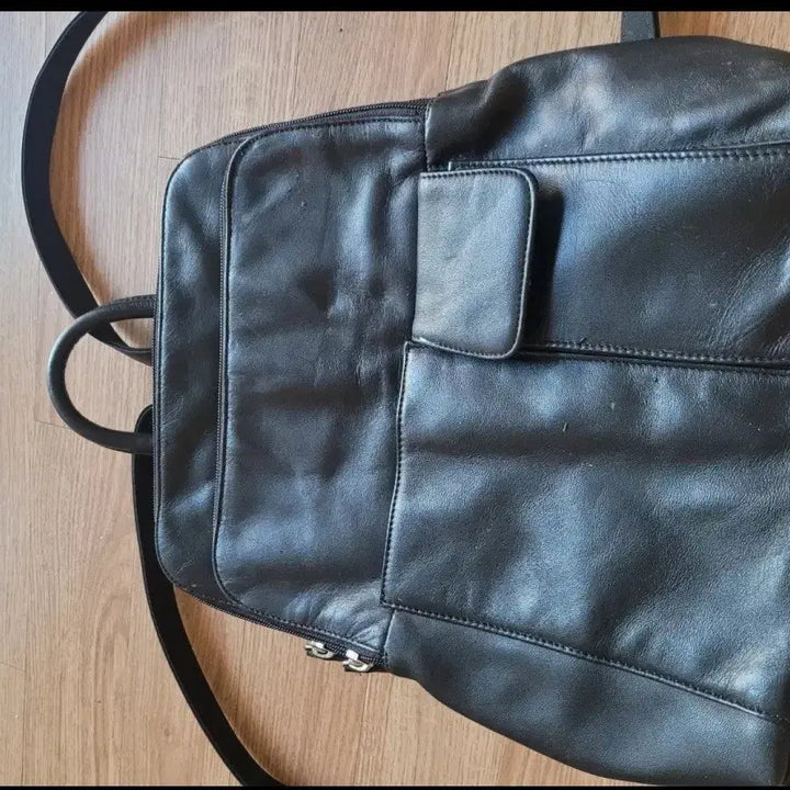[BUNJANG] Leather Backpack / 대폭세일합니다.가죽 백팩
