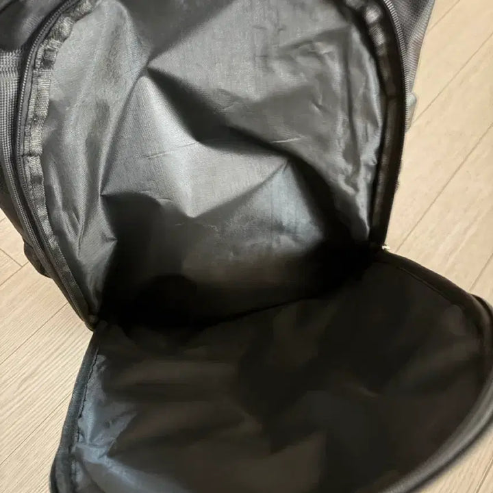 [BUNJANG] Black Backpack / [새상품] 검정 백팩 판매