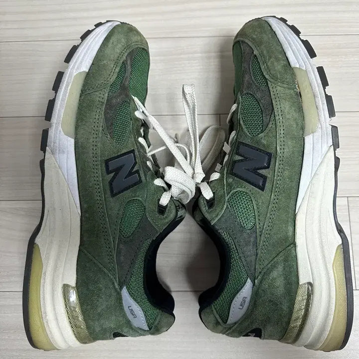 [BUNJANG] JJJJound New Balance 992 Sneakers / JJJJound 자운드 X 뉴발란스 992