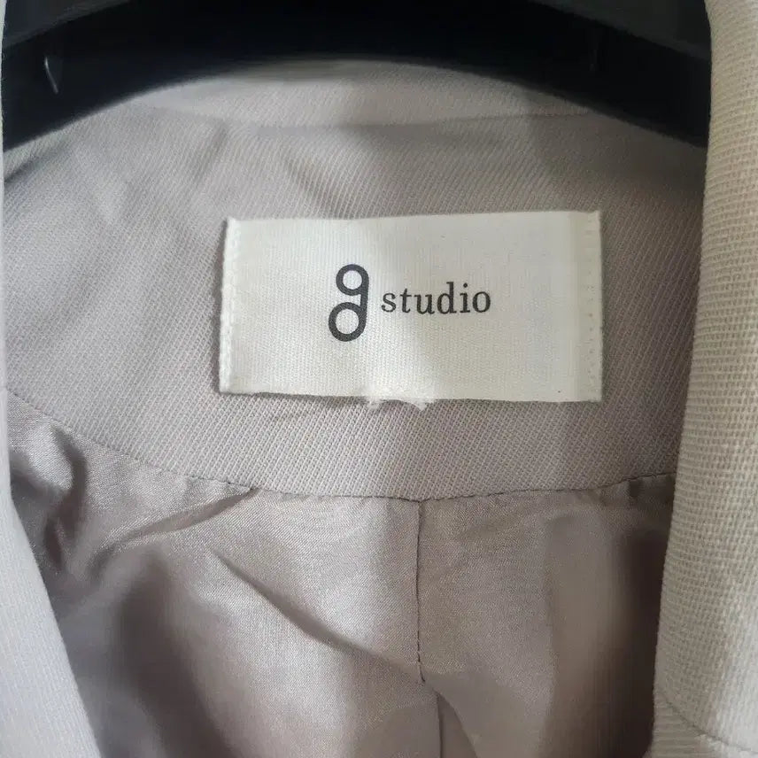 [BUNJANG] Gstudio Double Button Crop Jacket / 지금결제시 이가격 내일바로올림  Gstudio 더블 버튼 크롭 자켓